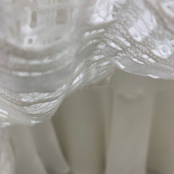 Neiman Marcus Fancy Blouse Size Large - Picture 4 of 6